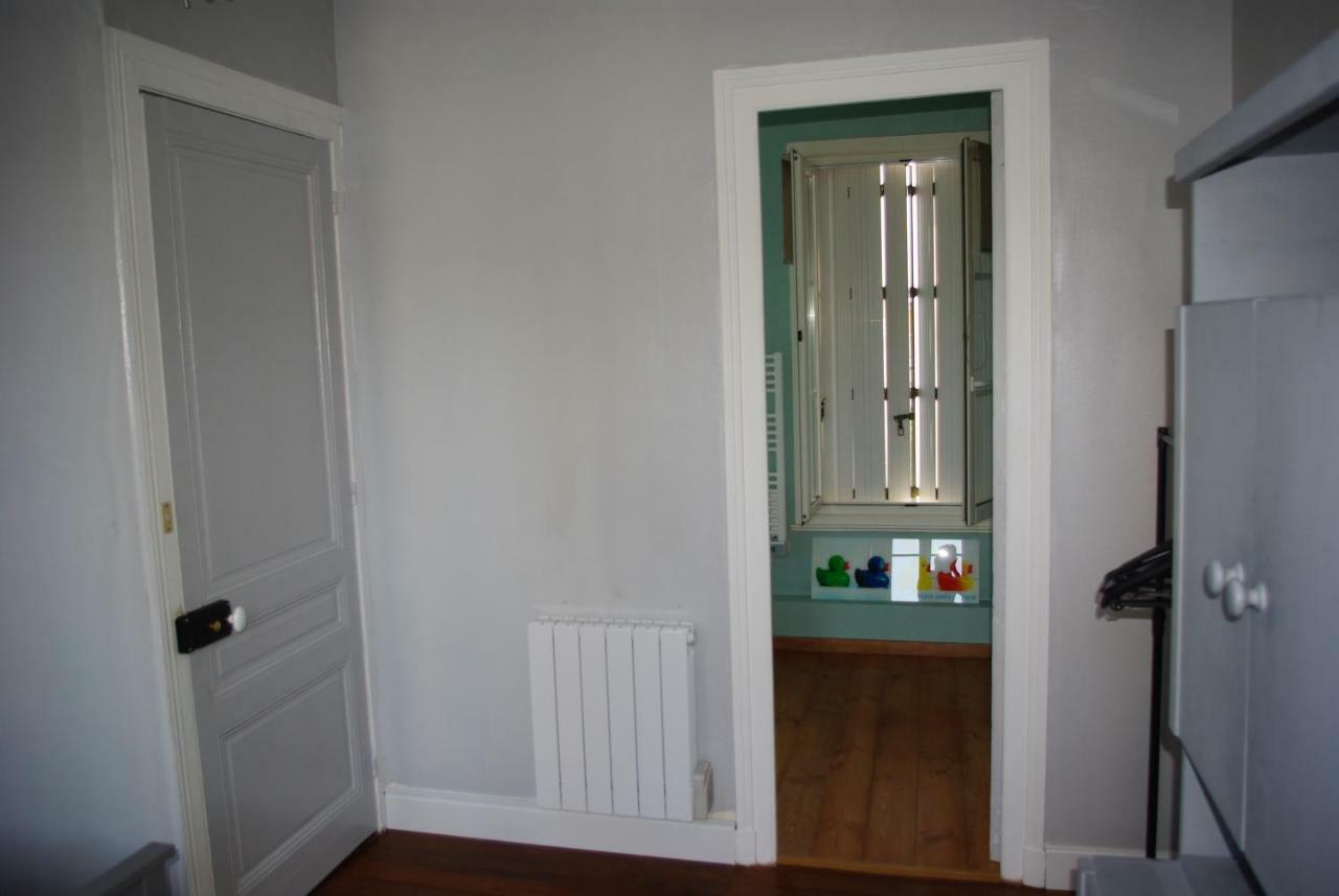 Hôtel Le17HO à Honfleur Extérieur photo
